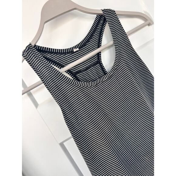 Lululemon Women's Striped Tank Top Black Jelly Logo Running‎ Activewear - Picture 2 of 8